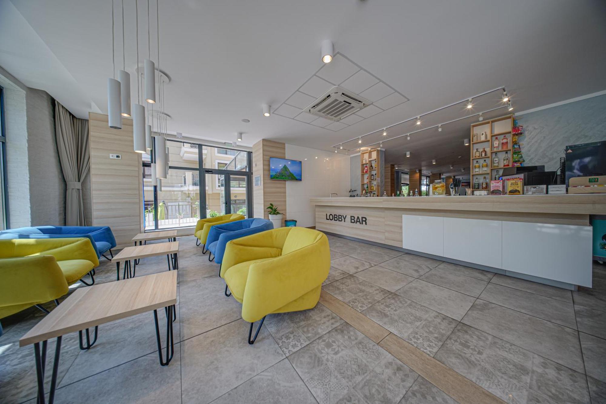 Cinema Hotel 普里莫尔斯科 外观 照片