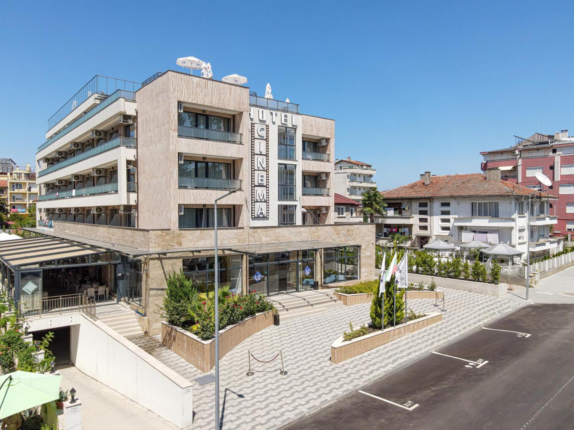 Cinema Hotel 普里莫尔斯科 外观 照片